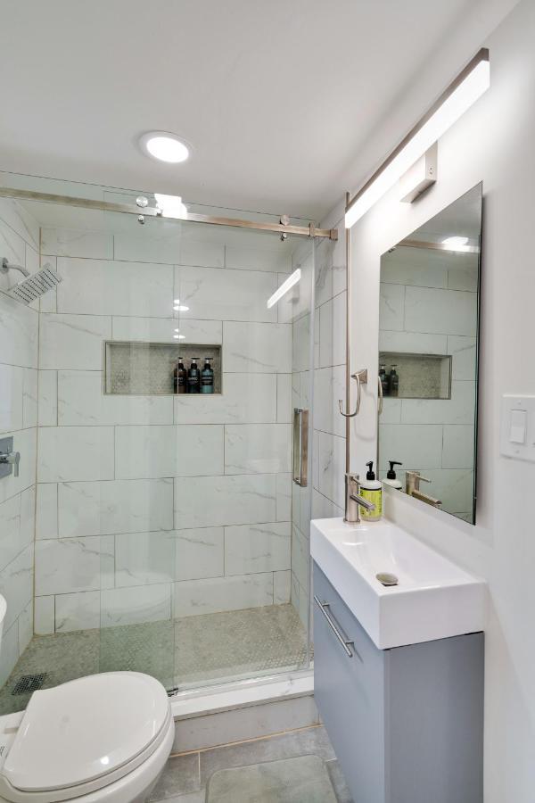King Suite Luxurious, Modern Couple Retreat Φιλαδέλφεια Εξωτερικό φωτογραφία